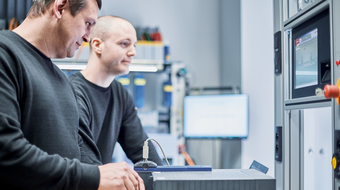 Frequency inverter service